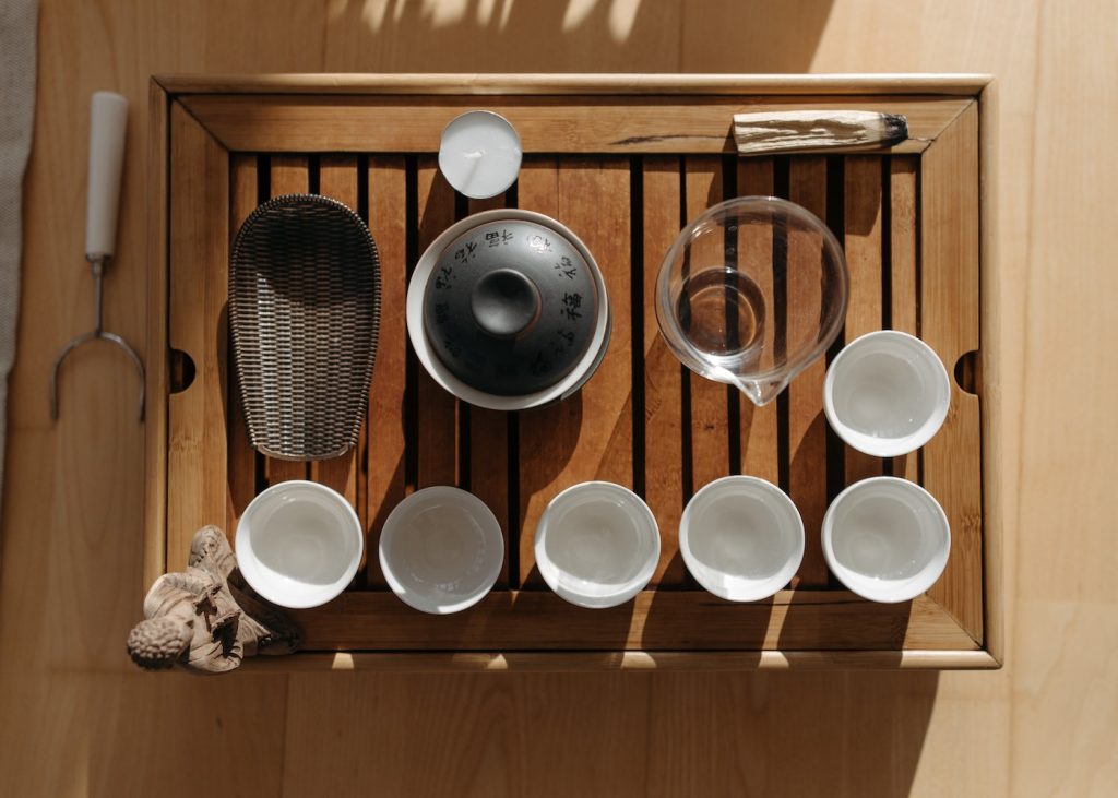 Tea drinking utensils