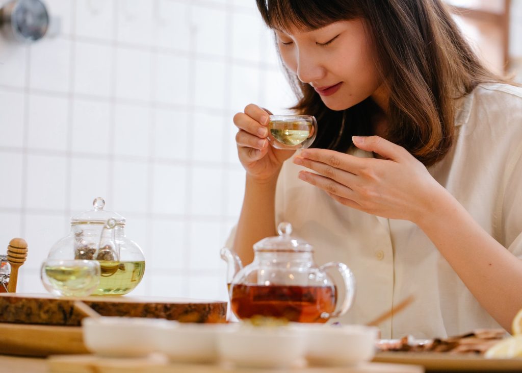 Taste Pu'er Tea